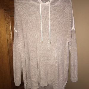 Trendy light grey/pink sweatshirt with hoodie